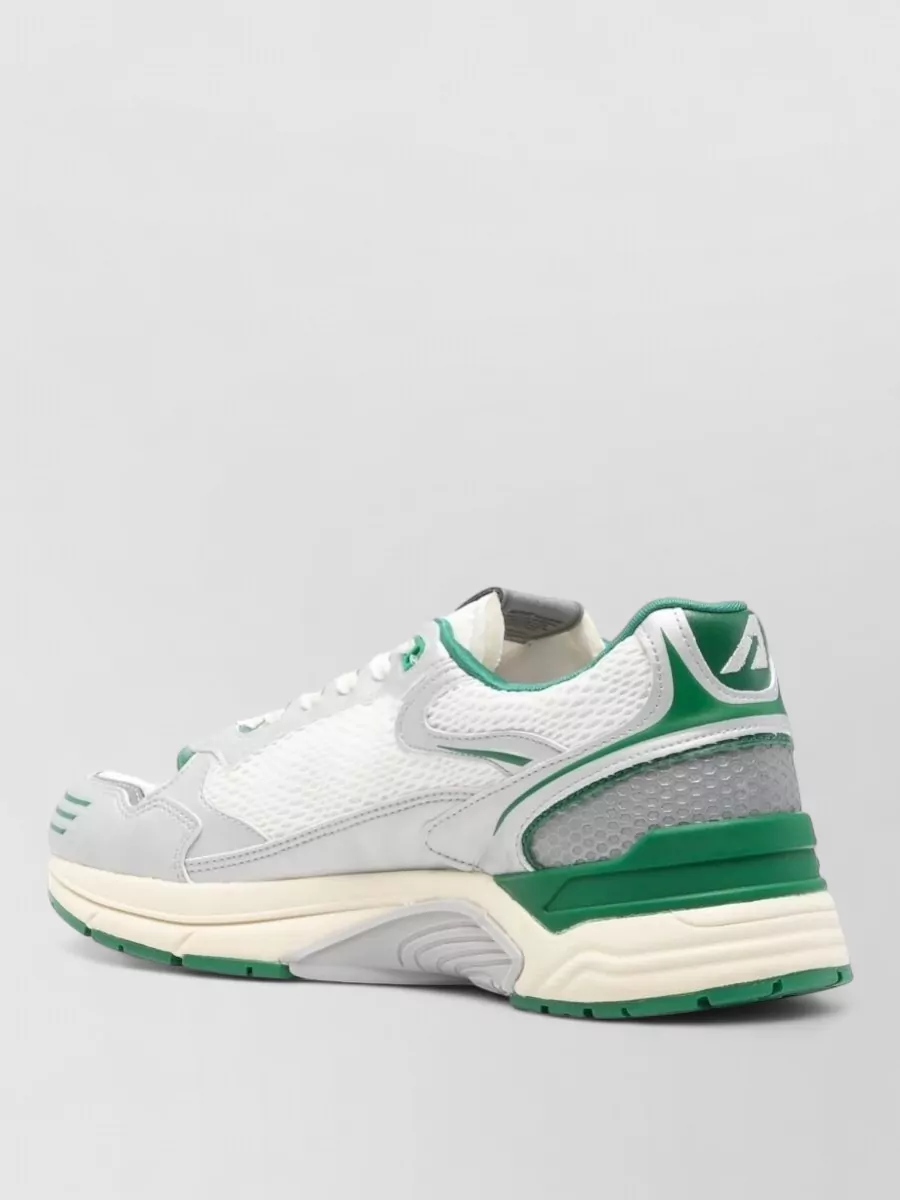Autry Hyperway Low Sneakers Contrast Heel Design