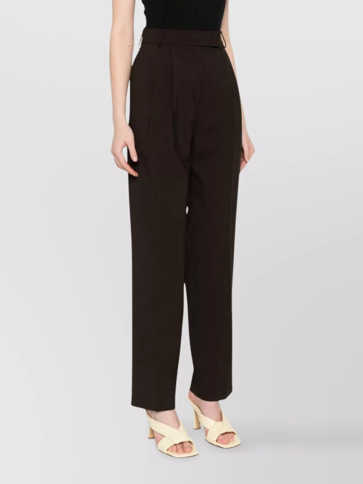 THE FRANKIE SHOP BEA SUIT PANTS FEATURING PLEAT DETAIL