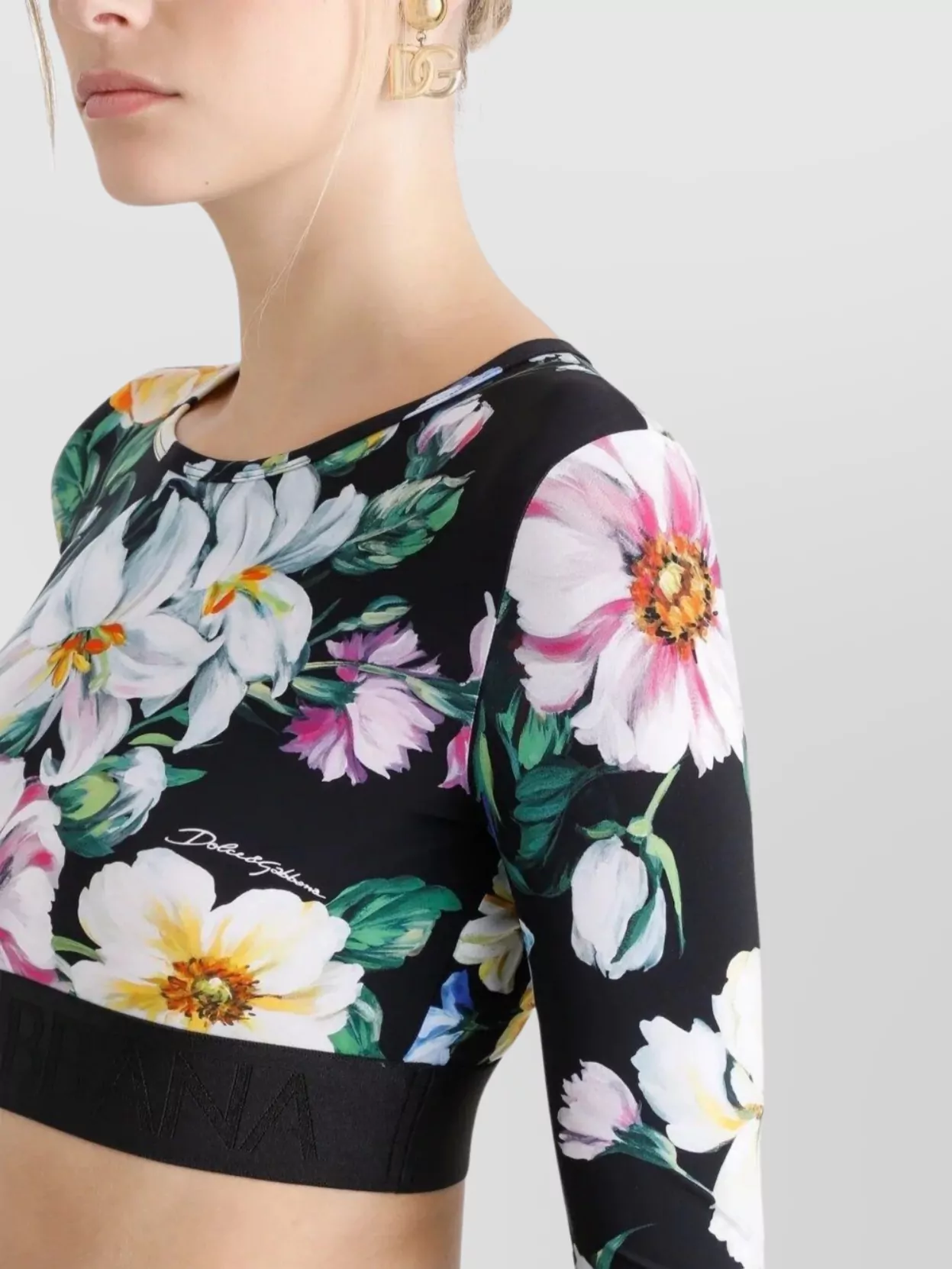 Dolce & Gabbana Long Sleeve Floral Print Crop Top In Black