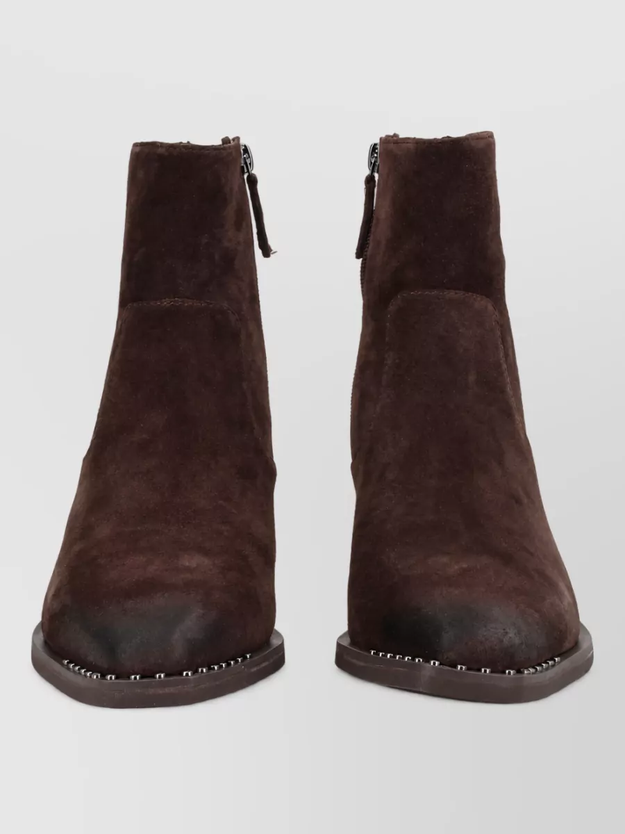 Ash boots