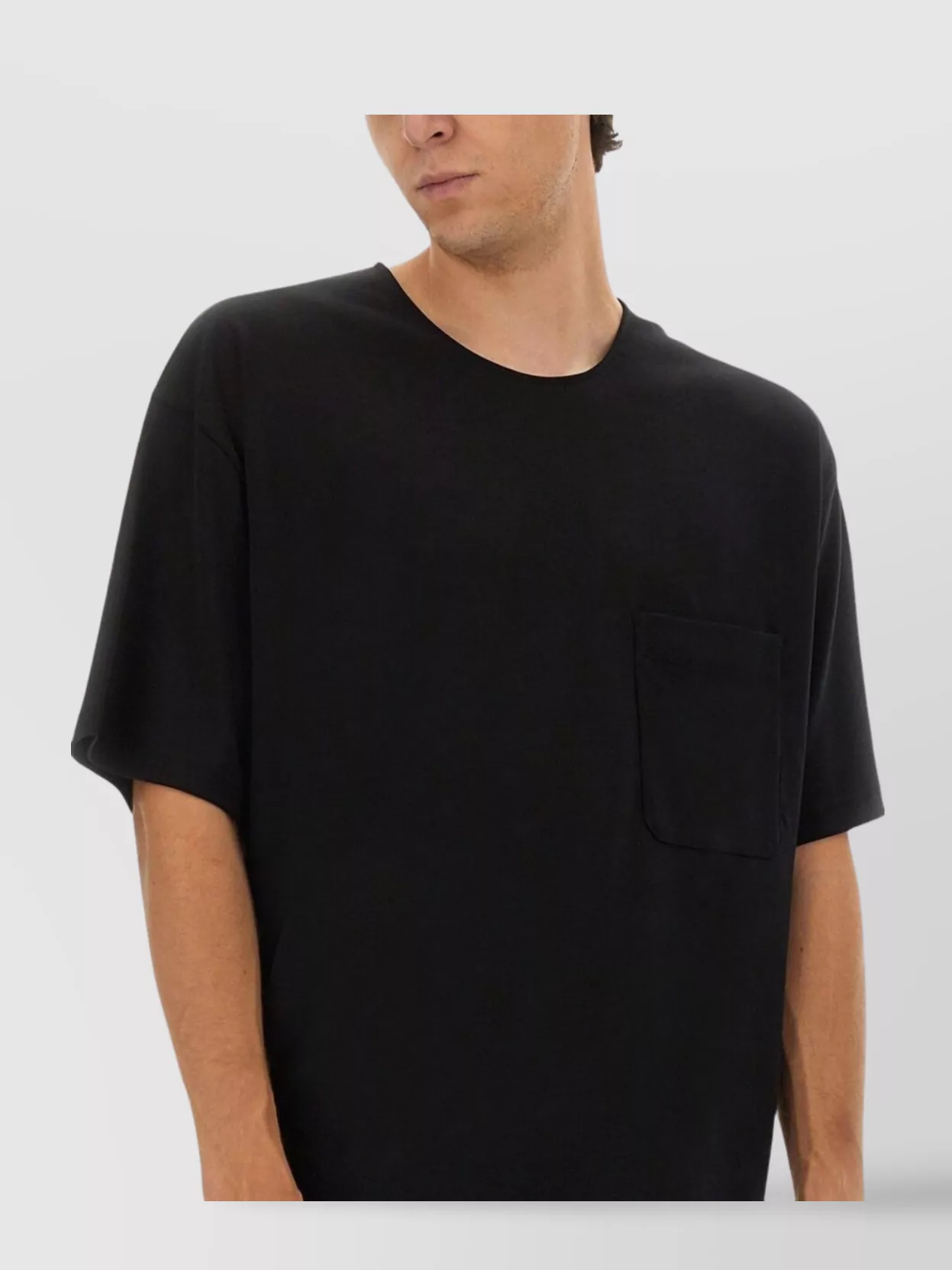 Lemaire Round Neck T-shirt With Short Sleeves And Chest Pocket In Black