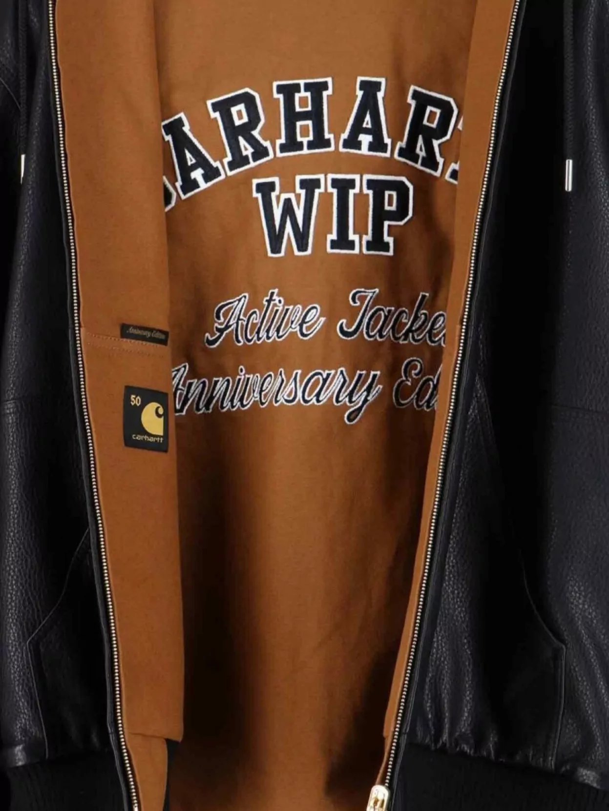 Carhartt Wip Versatile Hooded Jacket Featuring Pockets