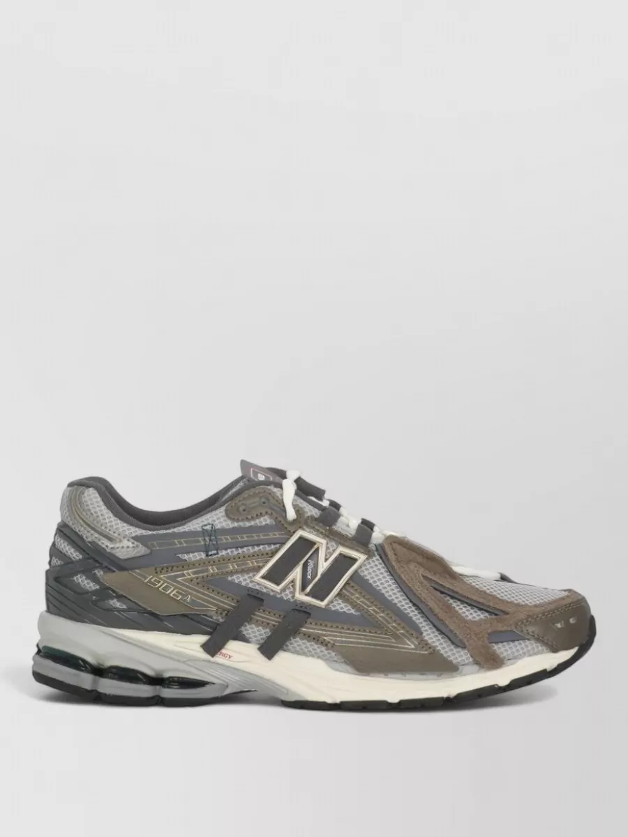New Balance Leather Low-Top Sneakers
