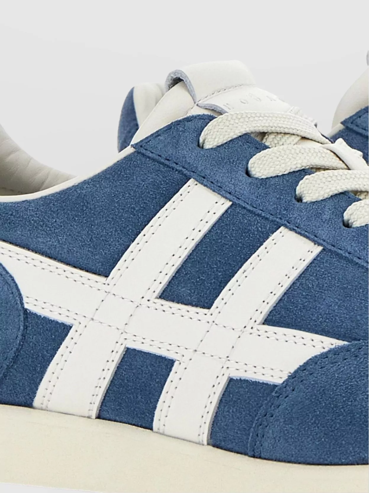Hogan Sneakers With Contrast Stripes And Rubber Sole