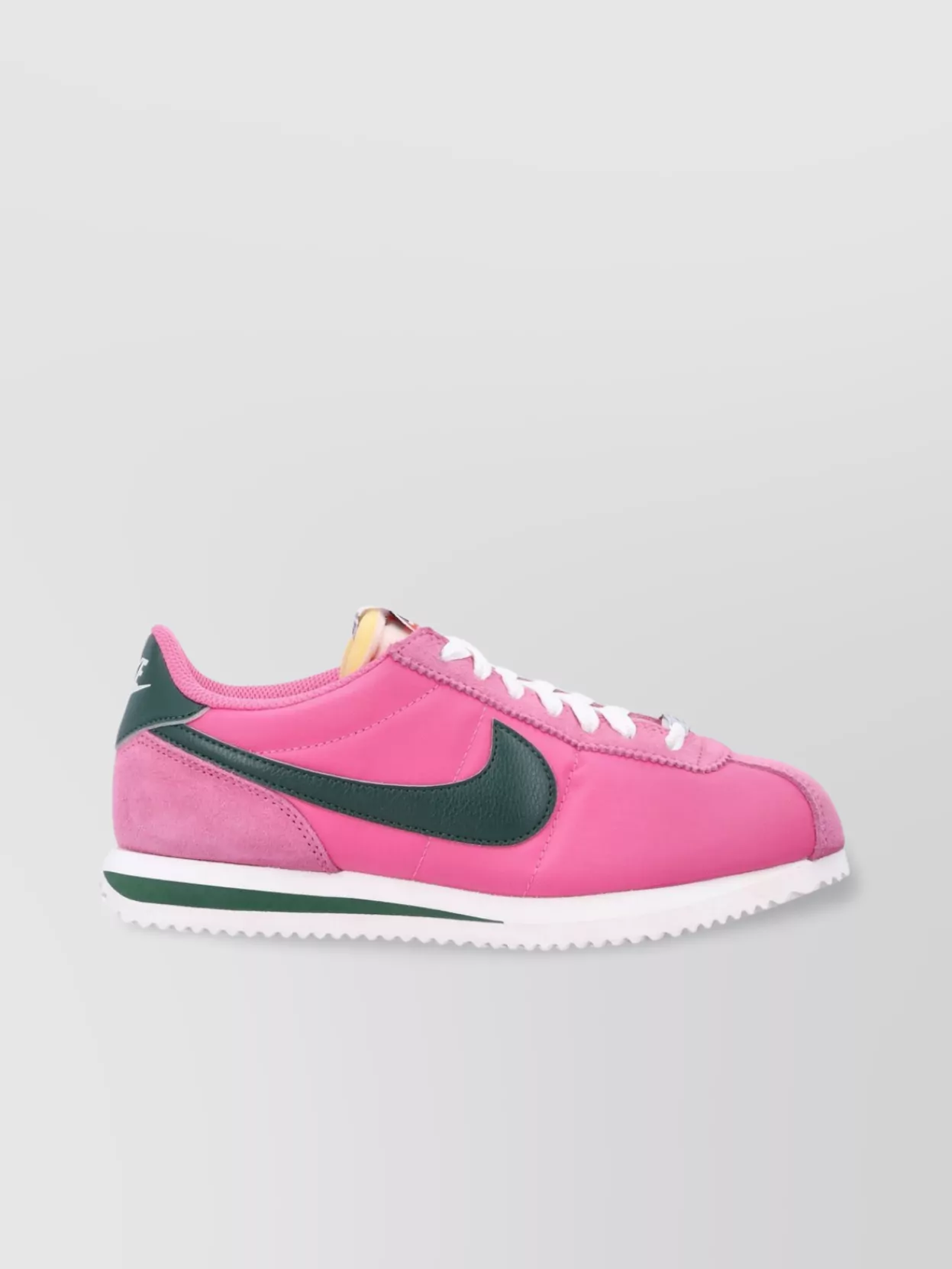 Nike Padded Collar Low-Cut Sneakers