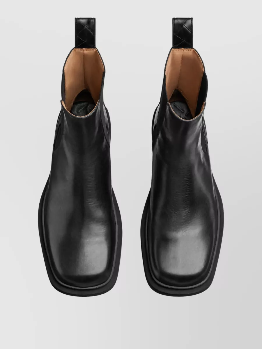 Bottega Veneta Leather Chelsea Boots