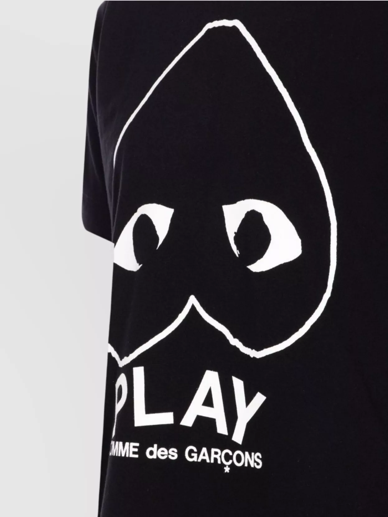 Comme Des Garçons Play Graphic Print Crewneck Short Sleeves T-shirt In Black