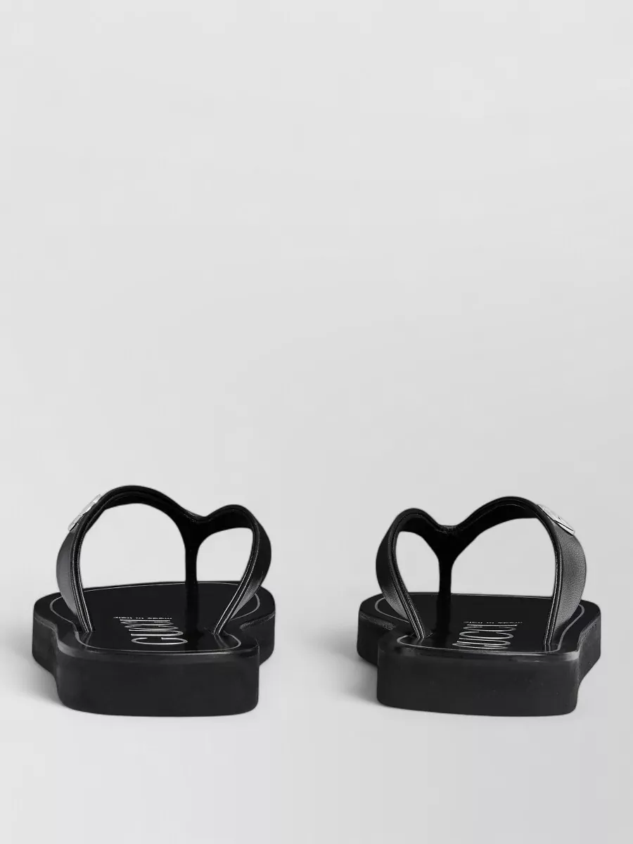 Gucci Leather Thong Sandals