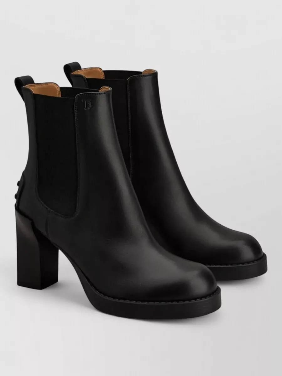 Tod's leather chelsea boots