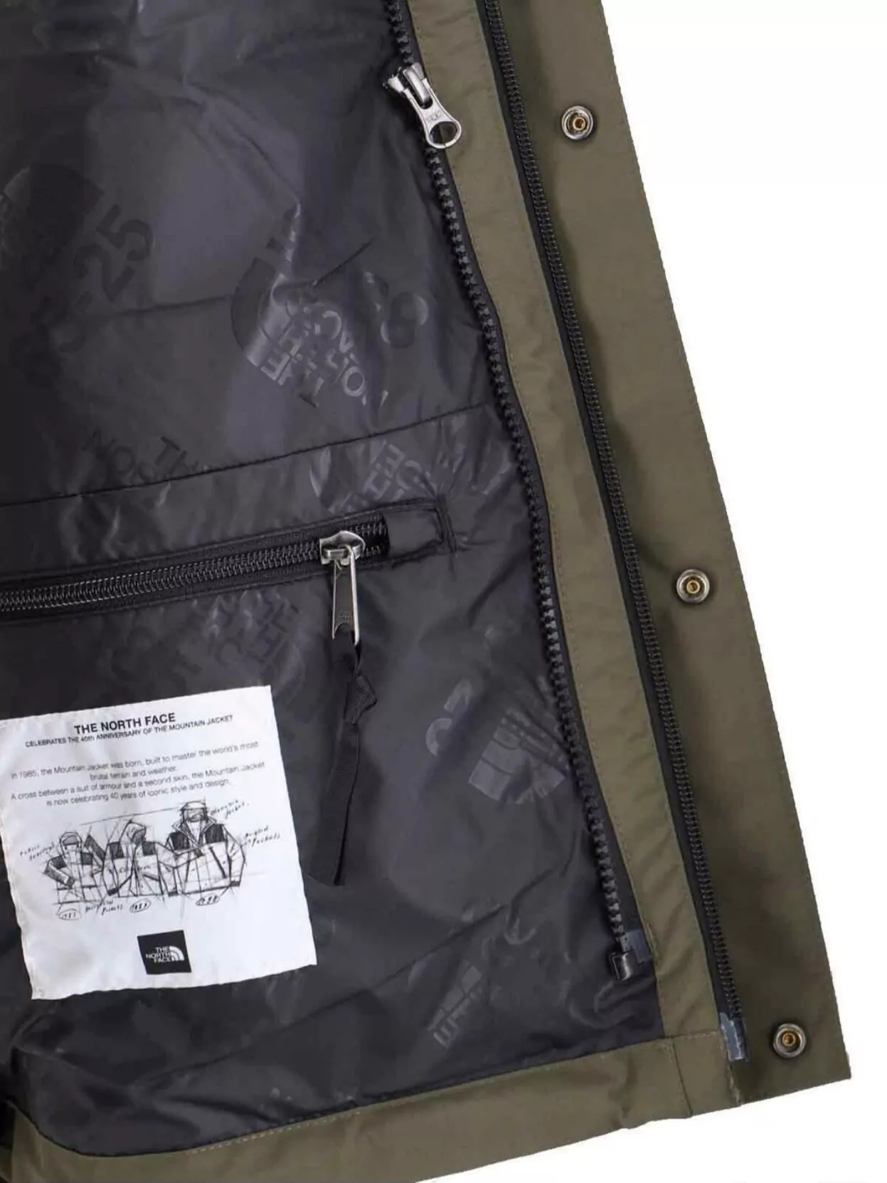 The North Face Versatile Jacket With Adjustable Hood And Pockets