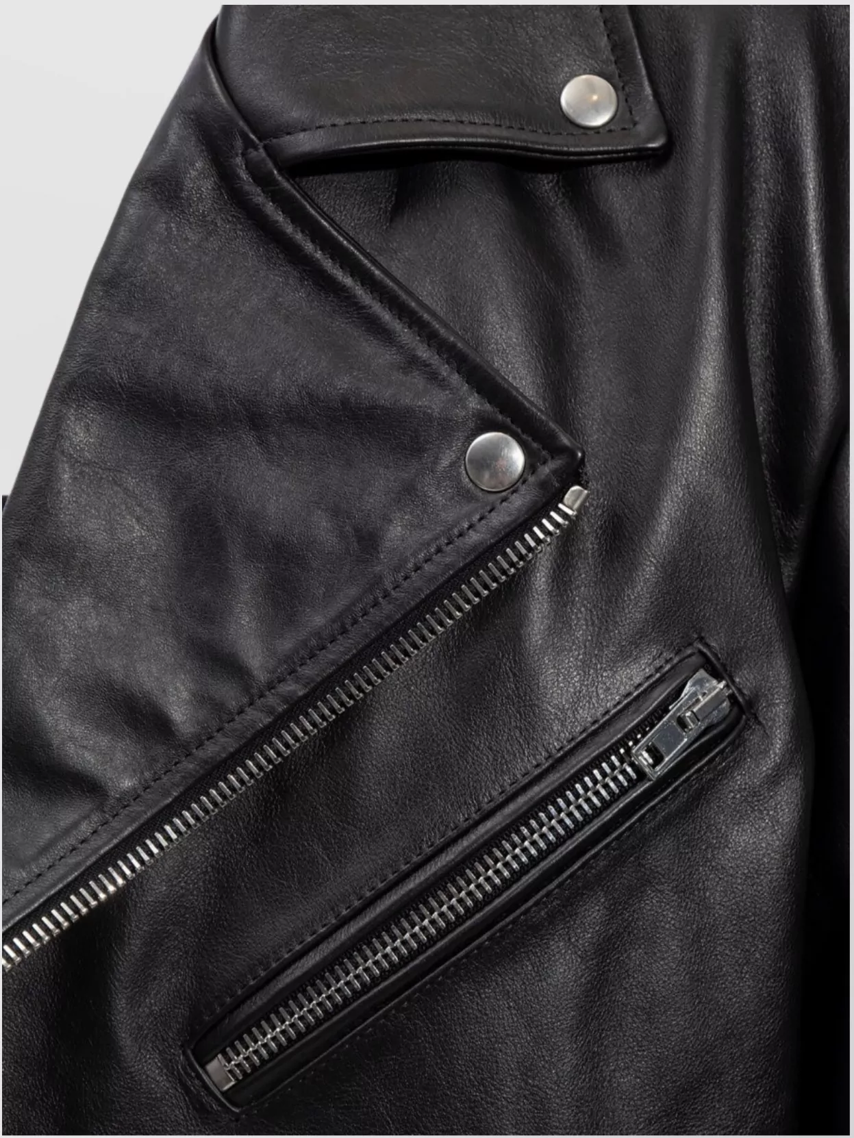 Vetements Biker Jacket With Notched Lapels And Epaulettes In Black