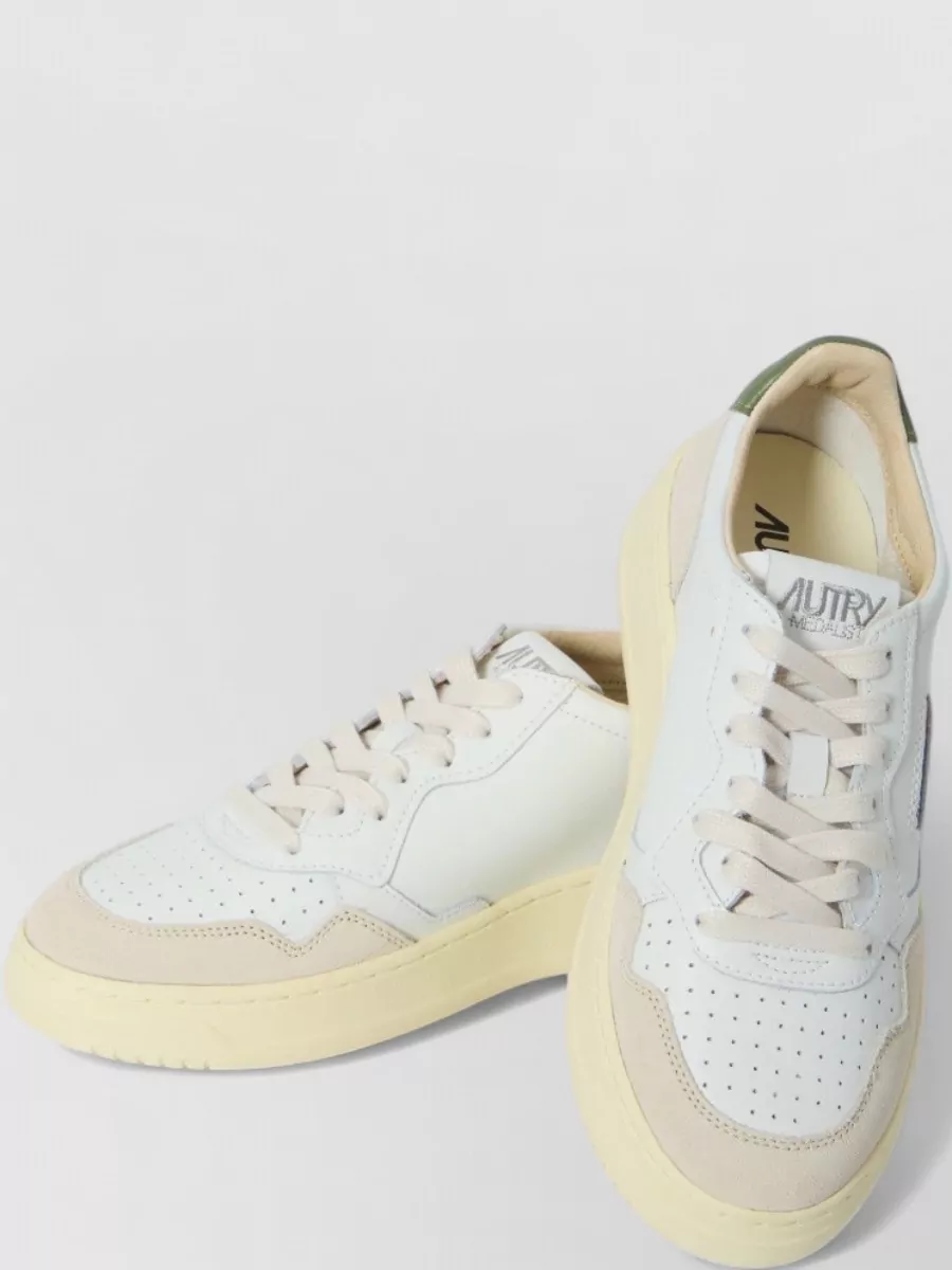 Autry Leather Medalist Low-Top Sneakers