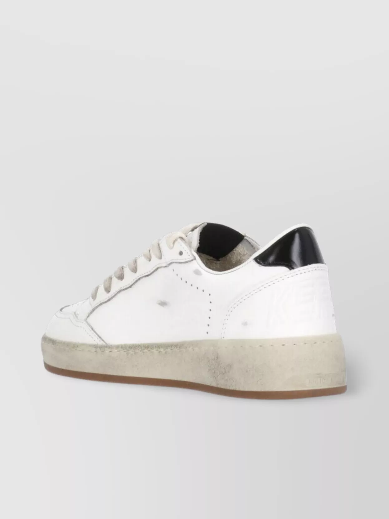 Golden Goose Low Top Star Detail Destroyed Sneakers In White