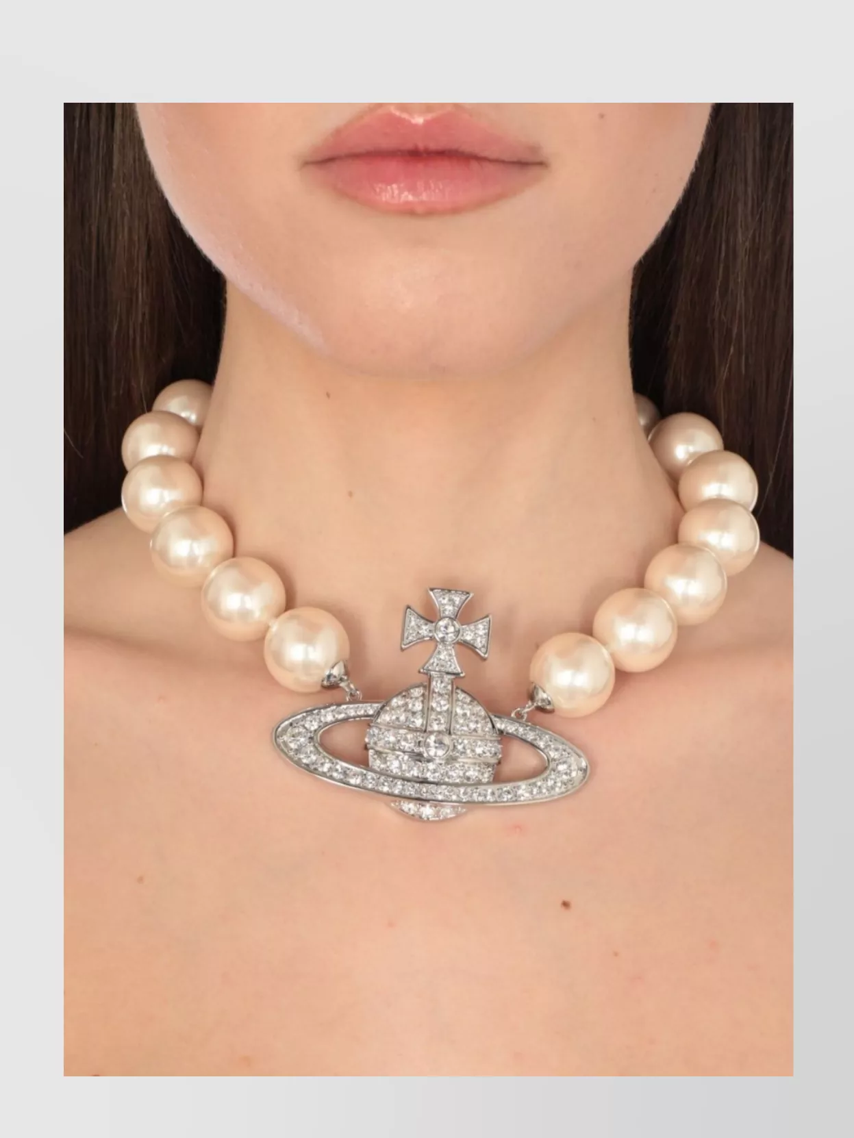 Vivienne Westwood Orb Pendant Crystal Pearl Necklace