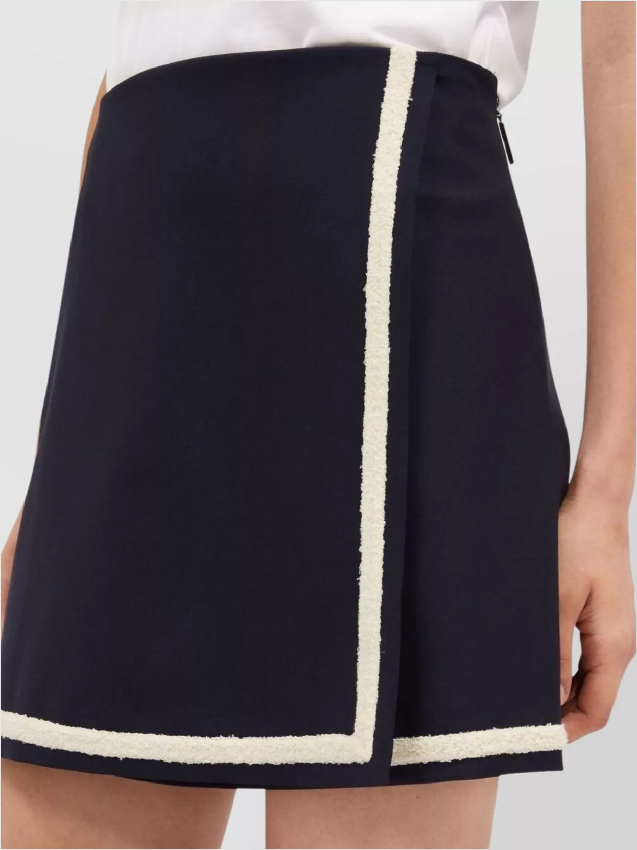 Msgm Wool Skirt With Button Detailing And Contrast Trim In Blue