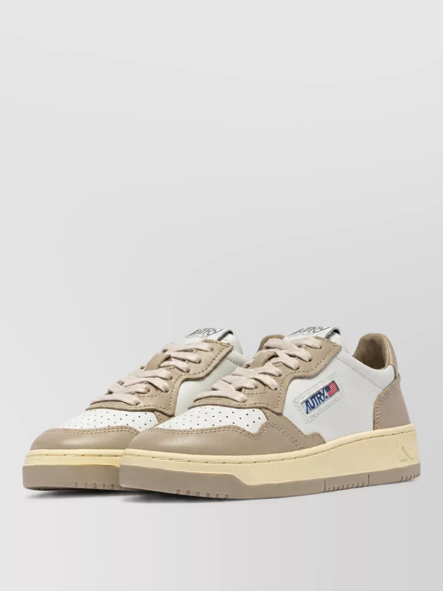 Autry leather medalist low-top sneakers