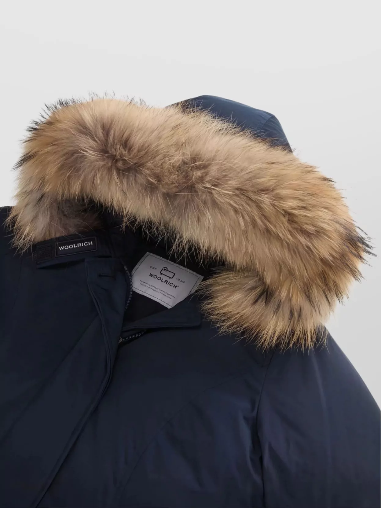 Woolrich Hooded Parka With Front Pockets And Long Sleeves
