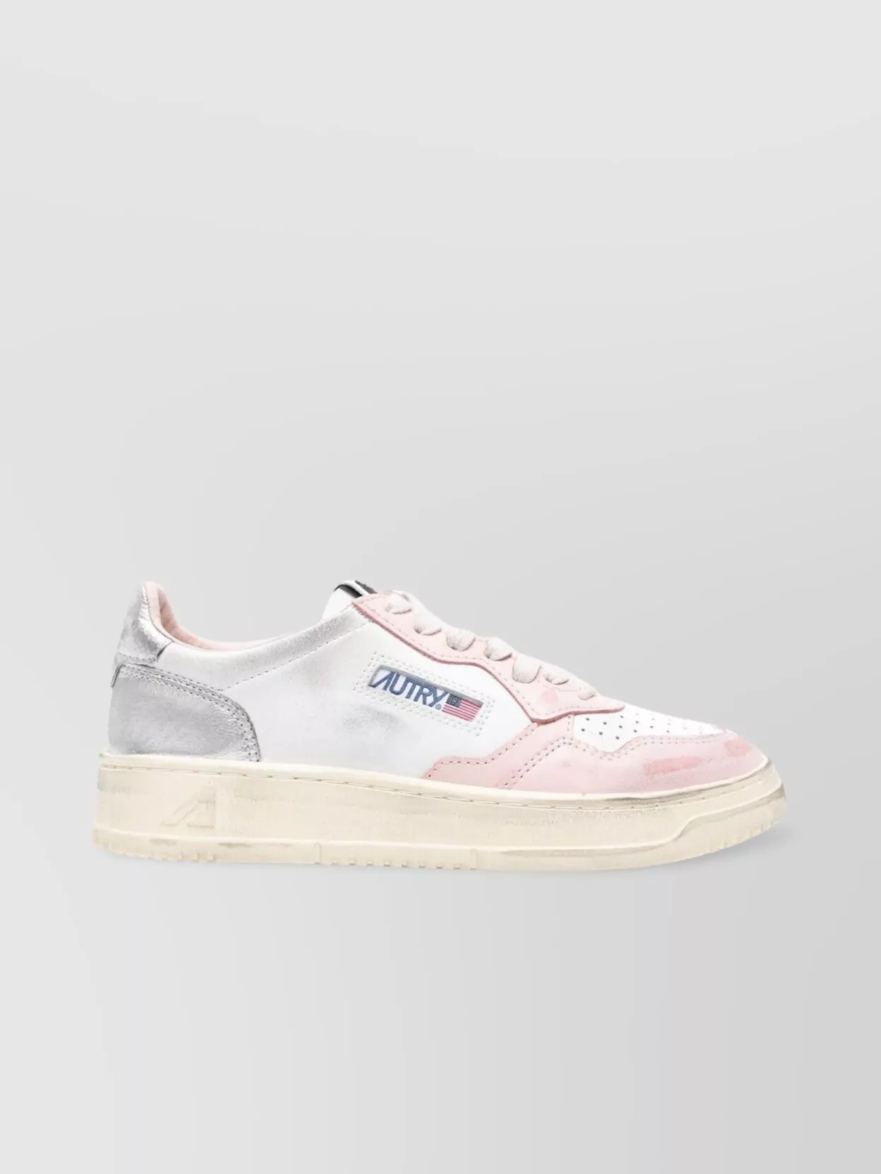 Autry Medalist Super Vintage Leather Sneakers In White
