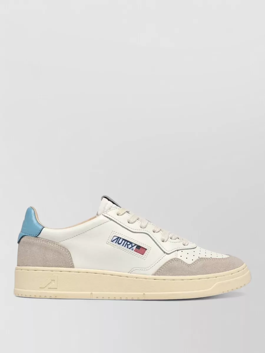 Autry Medialist Low Leather Sneakers Contrast Heel