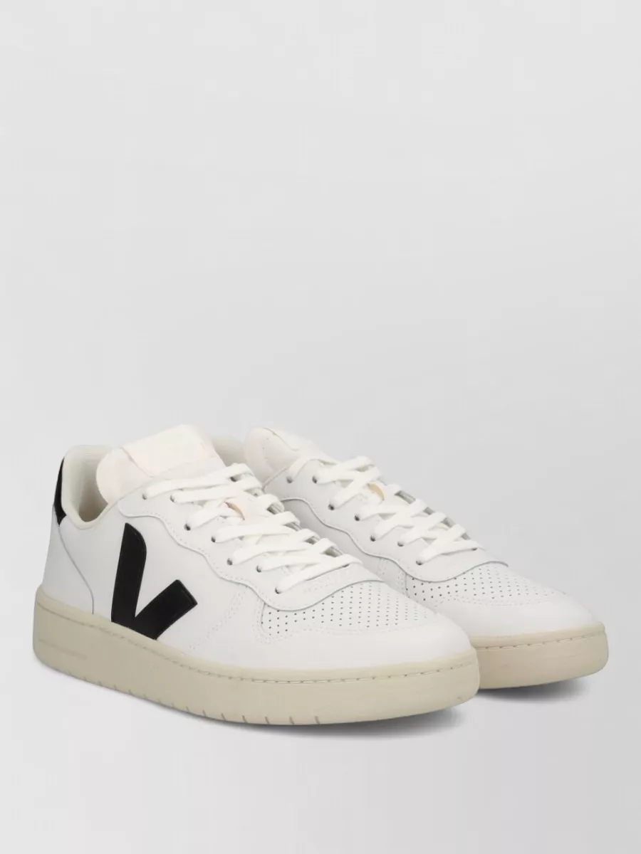 Veja Modern Round Toe Sneakers With Rubber Sole