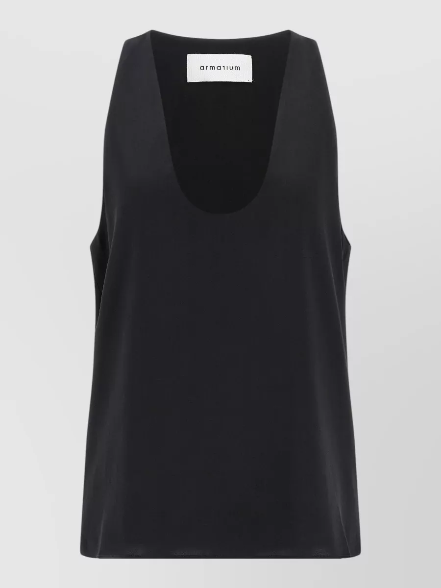 Armarium silk sleeveless v-neck top