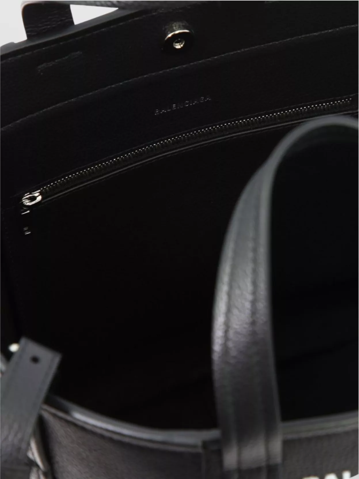 Balenciaga Top Handles Shoulder Strap Tote Bags