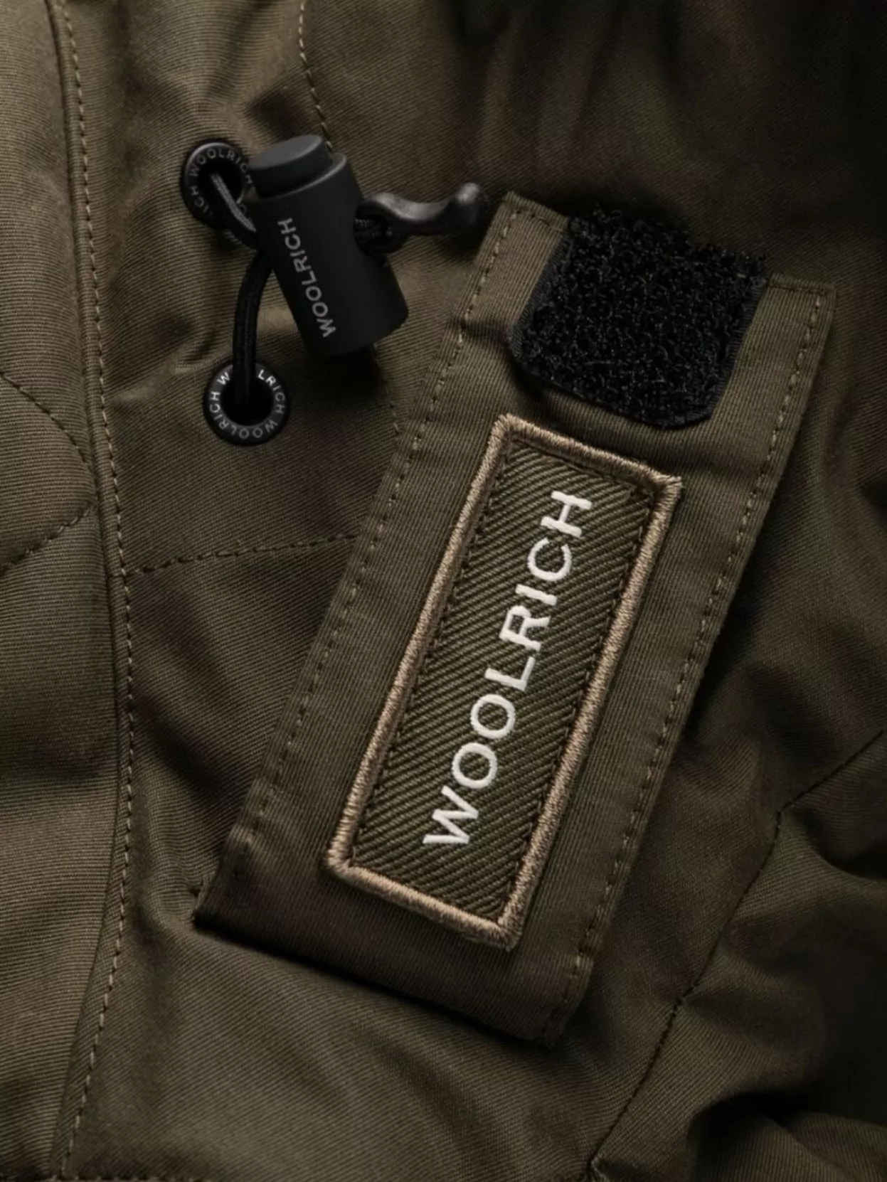 Woolrich Logo Parka Adjustable Drawstring