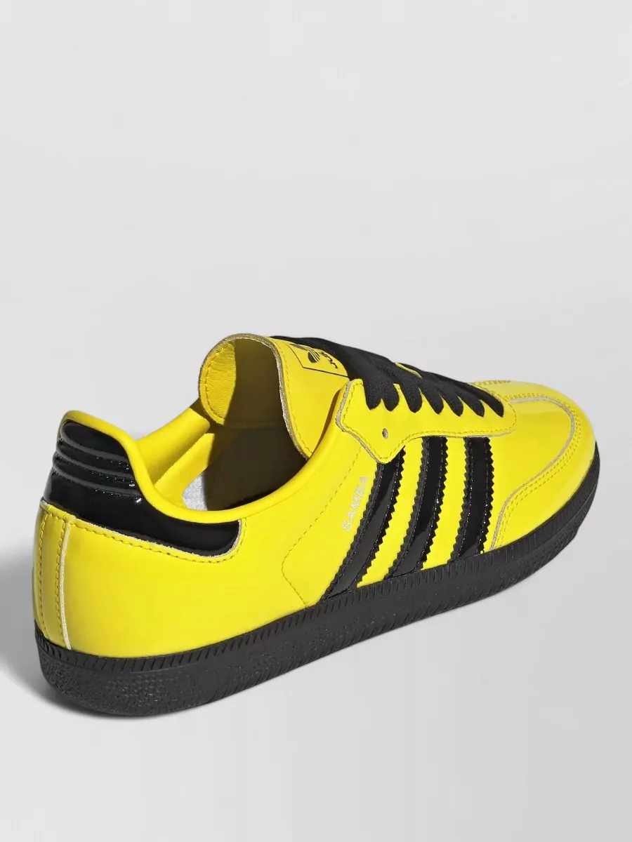 Adidas Originals low-top sneakers