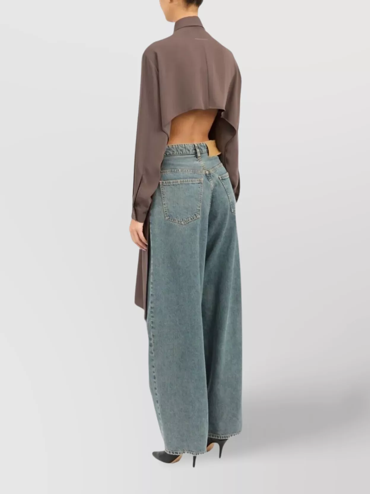 Mm6 Maison Margiela Collared Neck Long-sleeved Shirt With Open Back In Brown