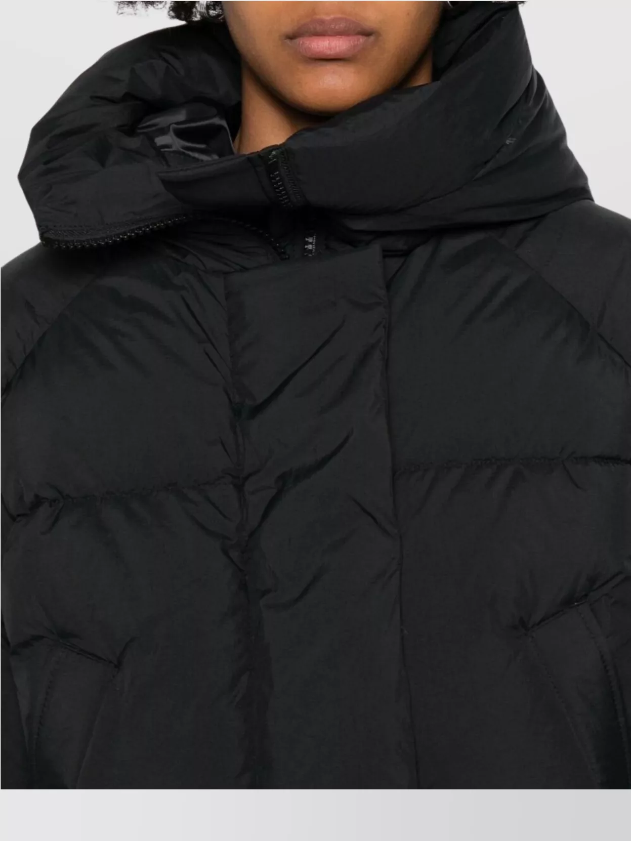 Canada Goose Hooded Long Sleeve Puffer Jacket