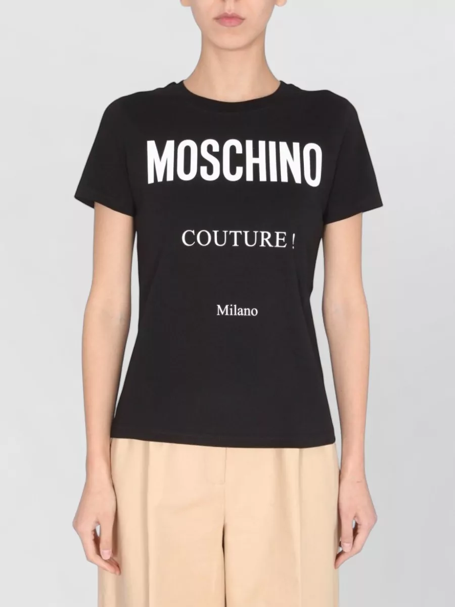Moschino Logo T-Shirt Crew Neck Necklace Detail
