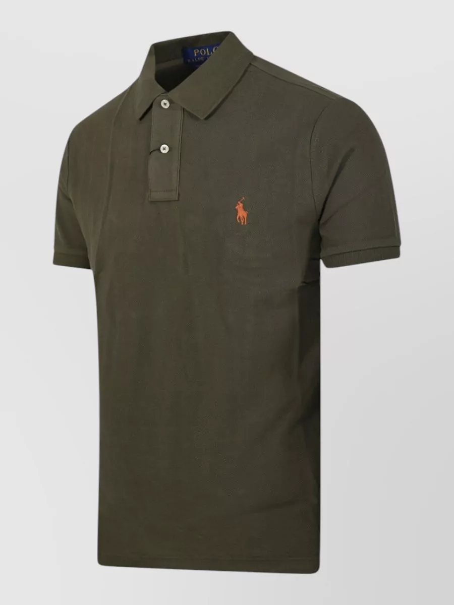 Ralph Lauren Short Sleeve Polo Shirt Featuring Collar