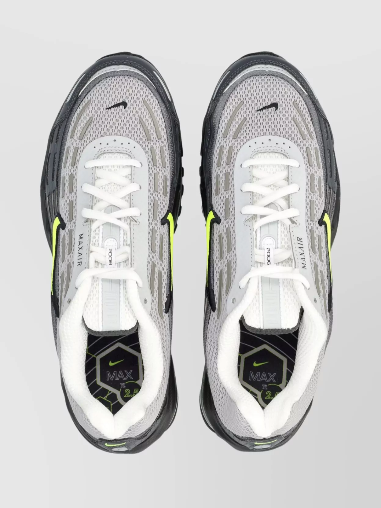 Nike Urban Performance Sneakers Mesh Upper