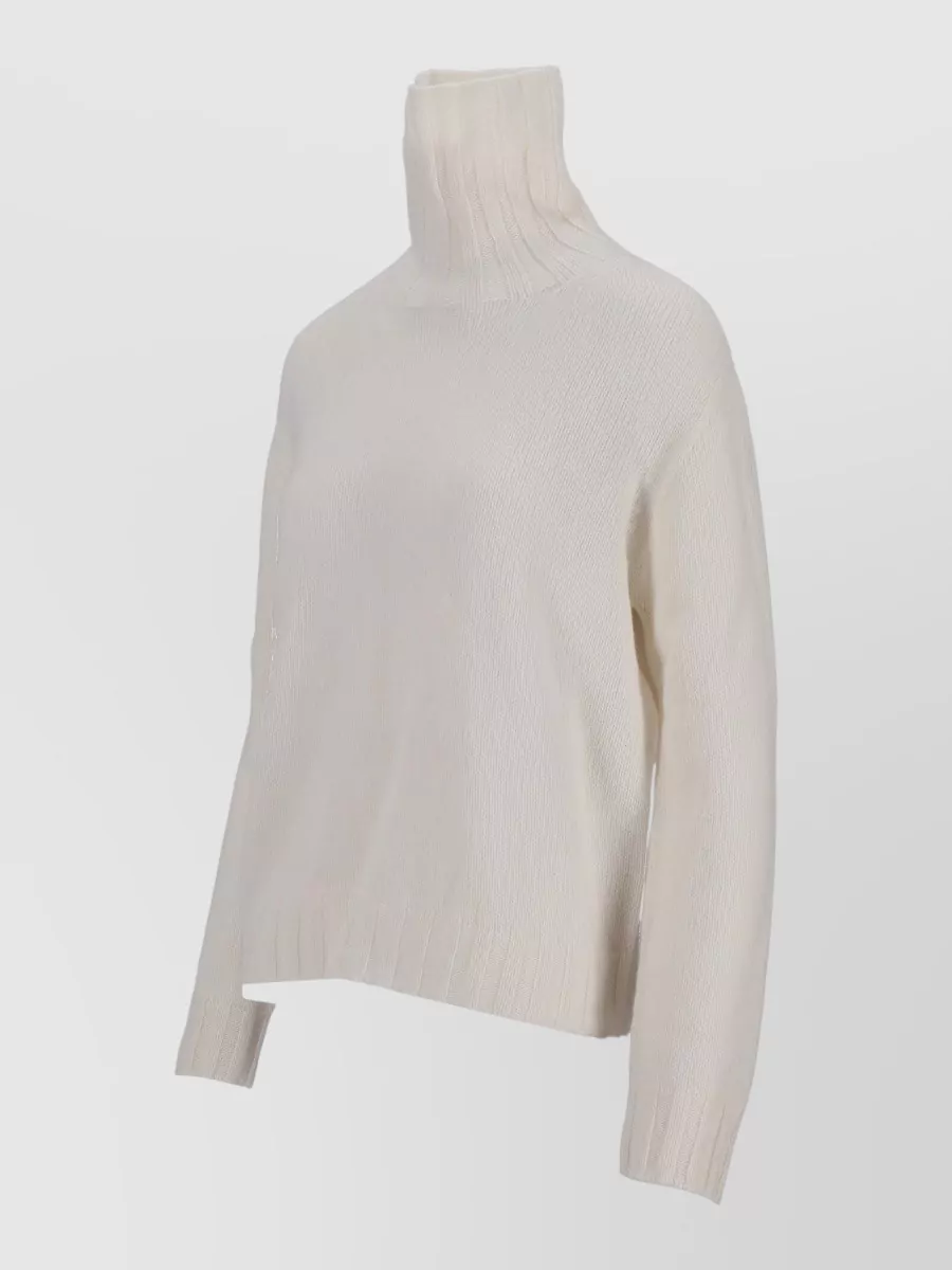 La Rose H-Neck Jumper