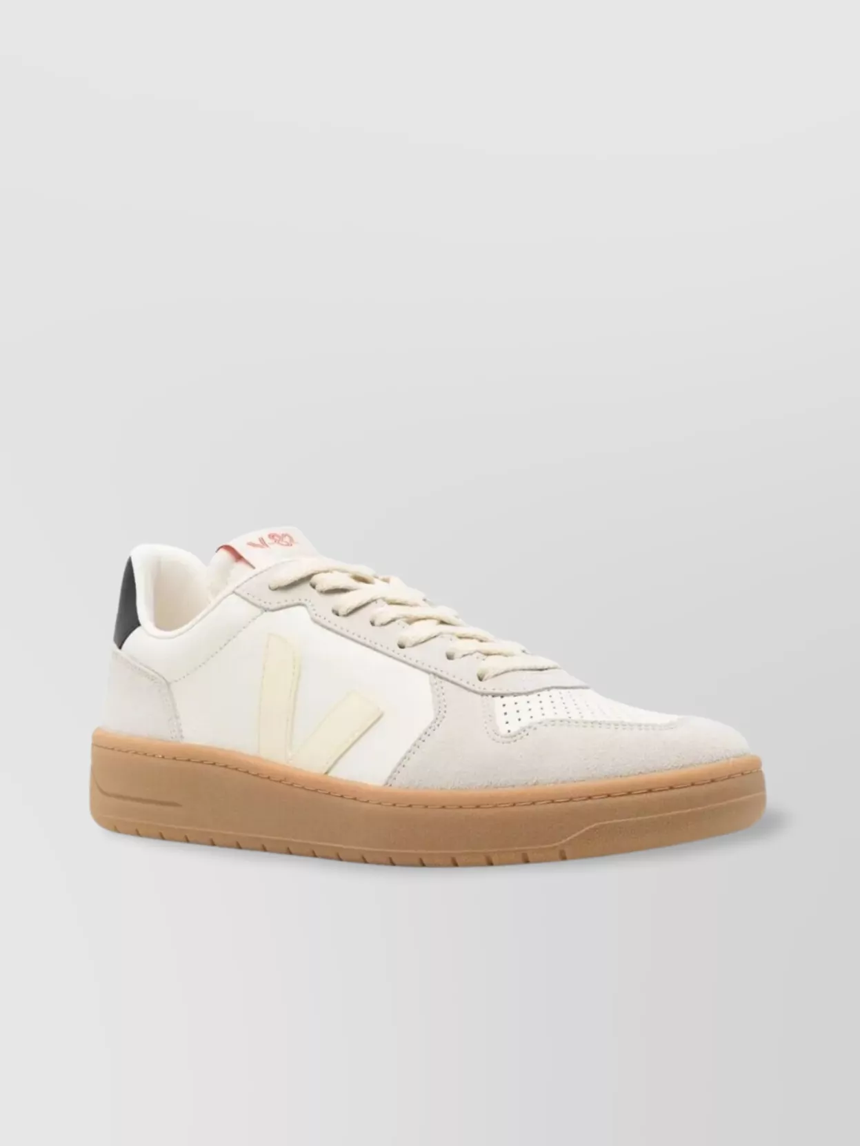 Veja Sneakers Grained Leather Contrast Heel