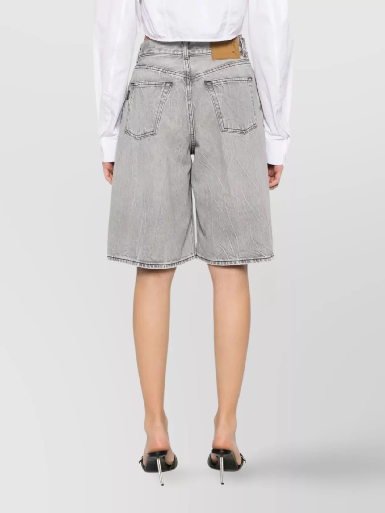 Haikure Grey Fog Becky Shorts With Faded Effect