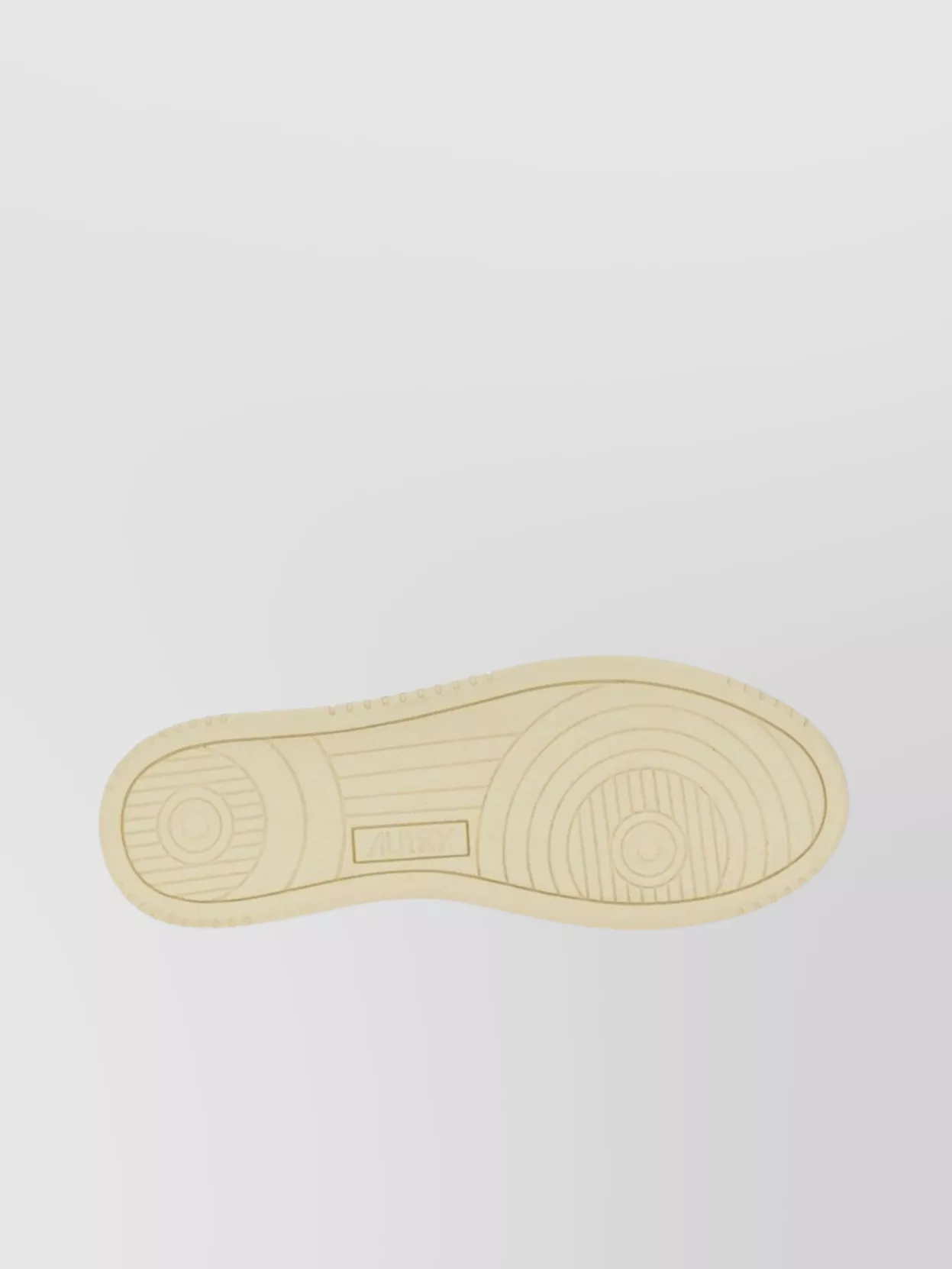 Autry Low Sneaker Featuring Medalist Elements