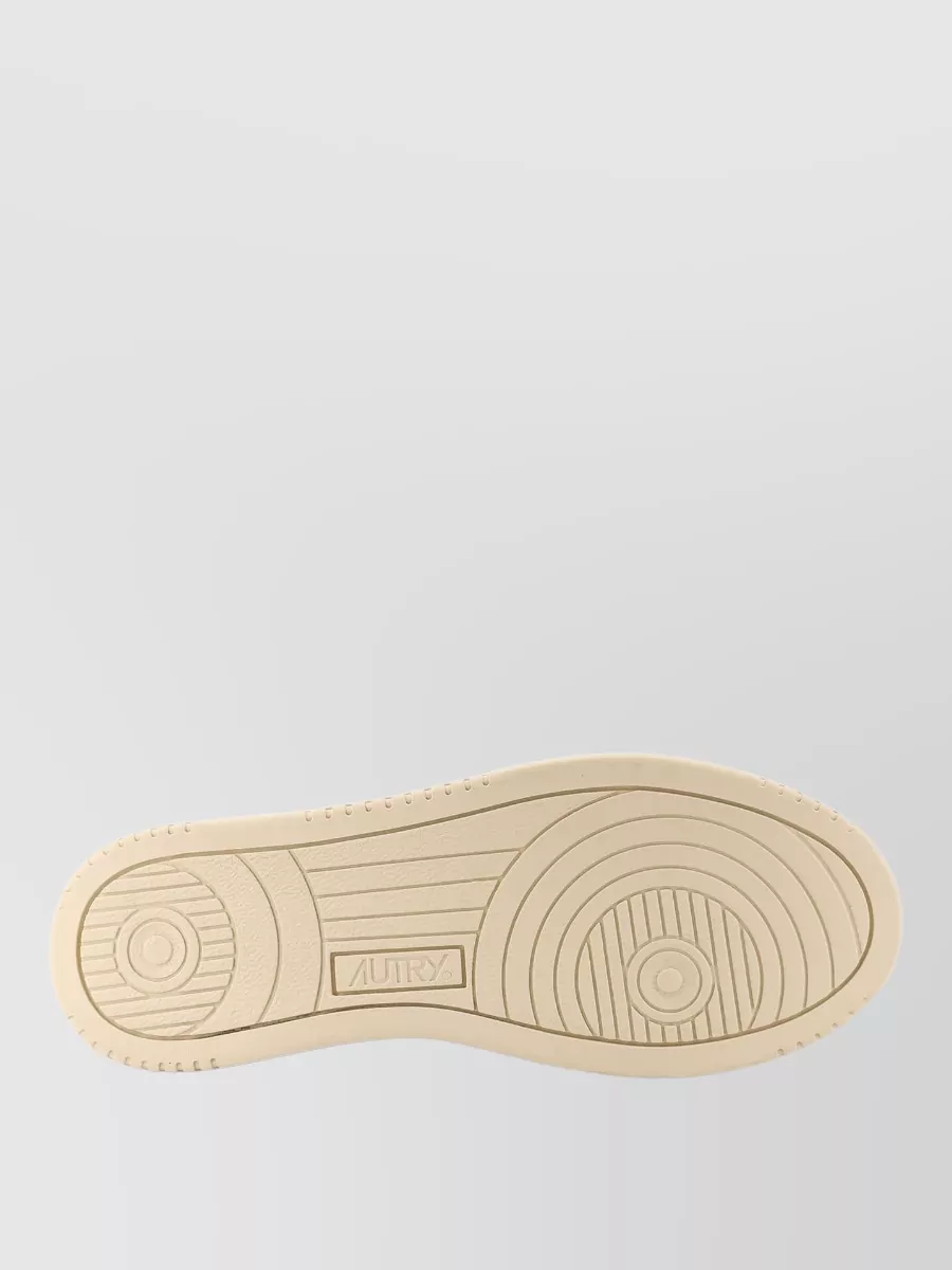 Autry Medalist Low Sneakers Leather Design
