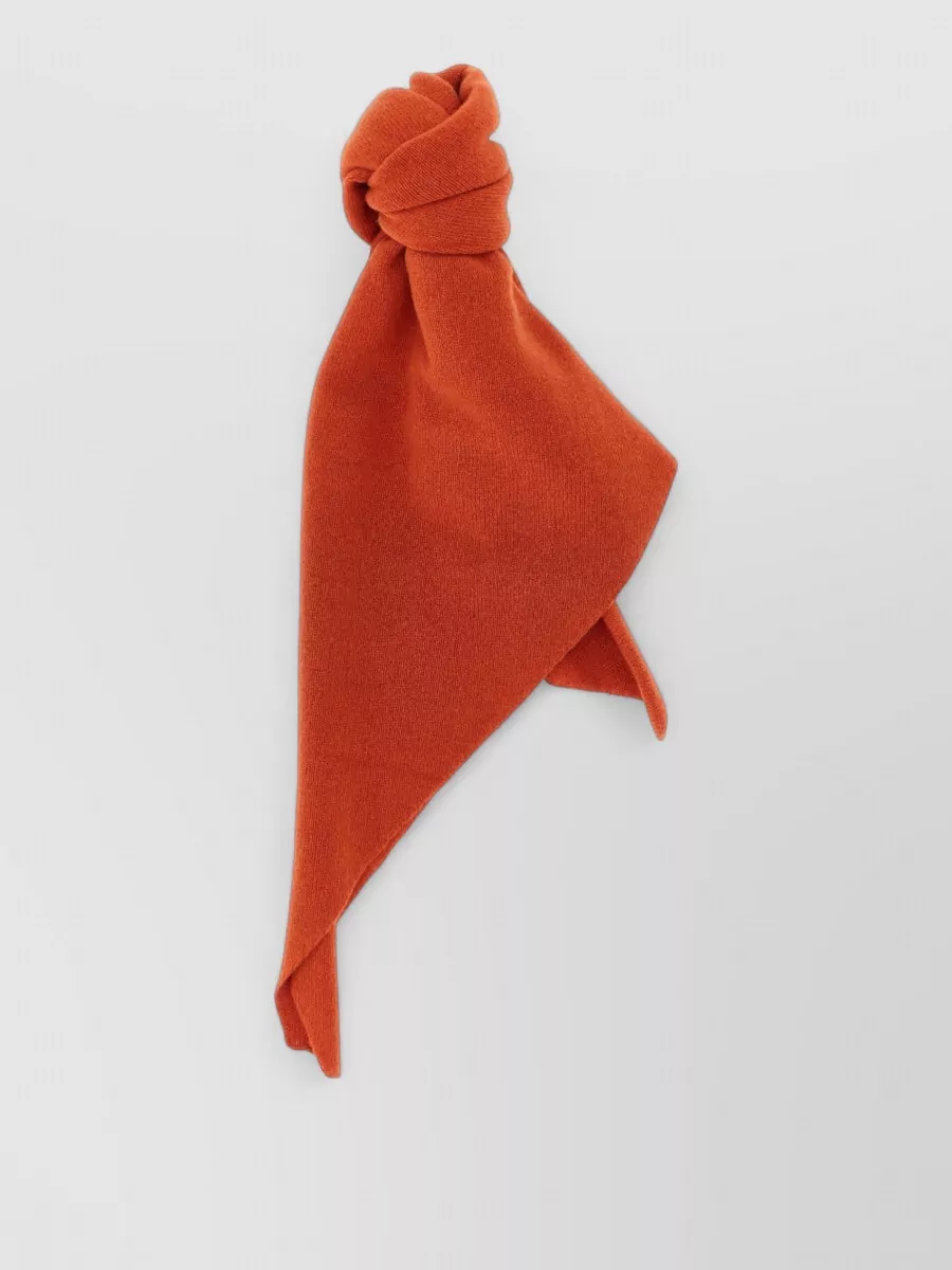 Nude Cashmere knitted scarf