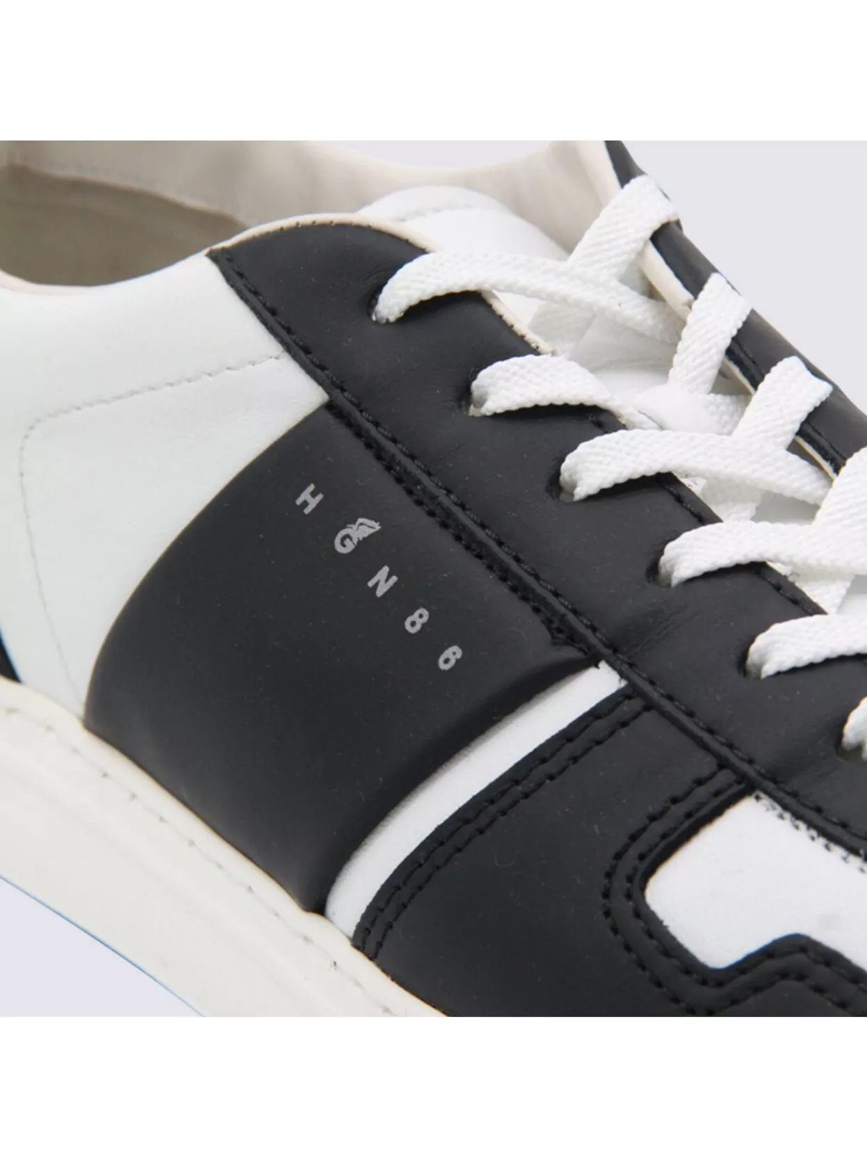 Hogan Round Toe Low Top Sneakers With Contrast Panels And Rubber Sole In Black