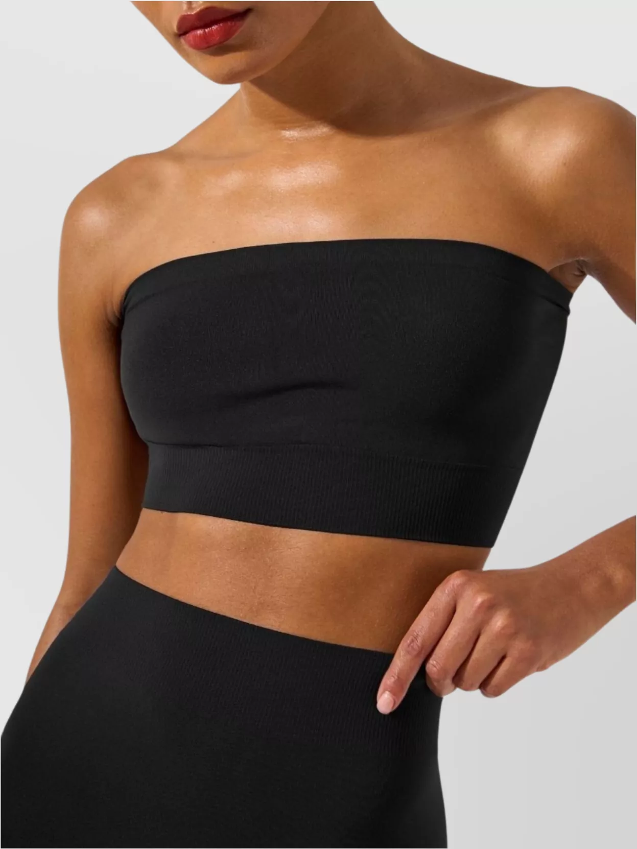 Wolford Strapless Close-Fitting Ribbed Top