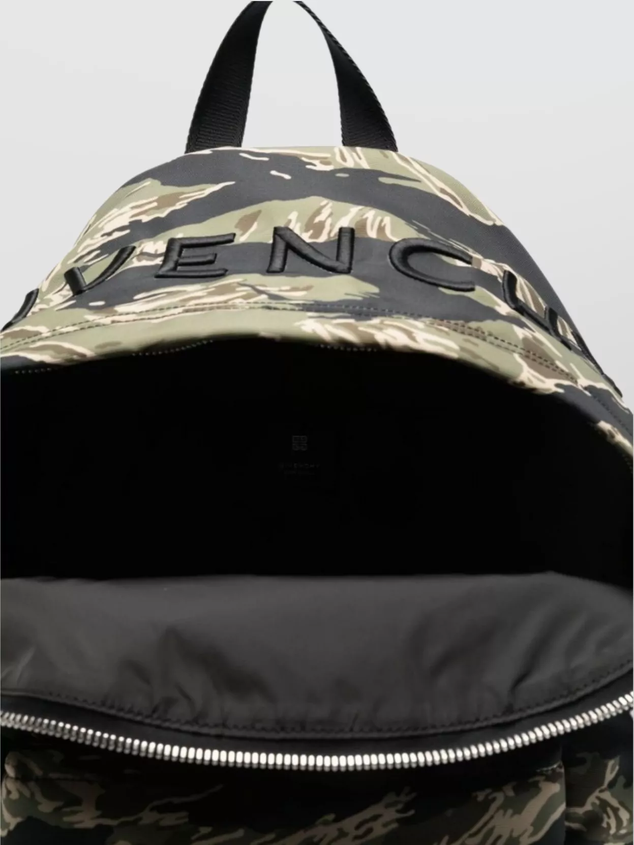 Shop Givenchy Must-have Backpack Imprimé
