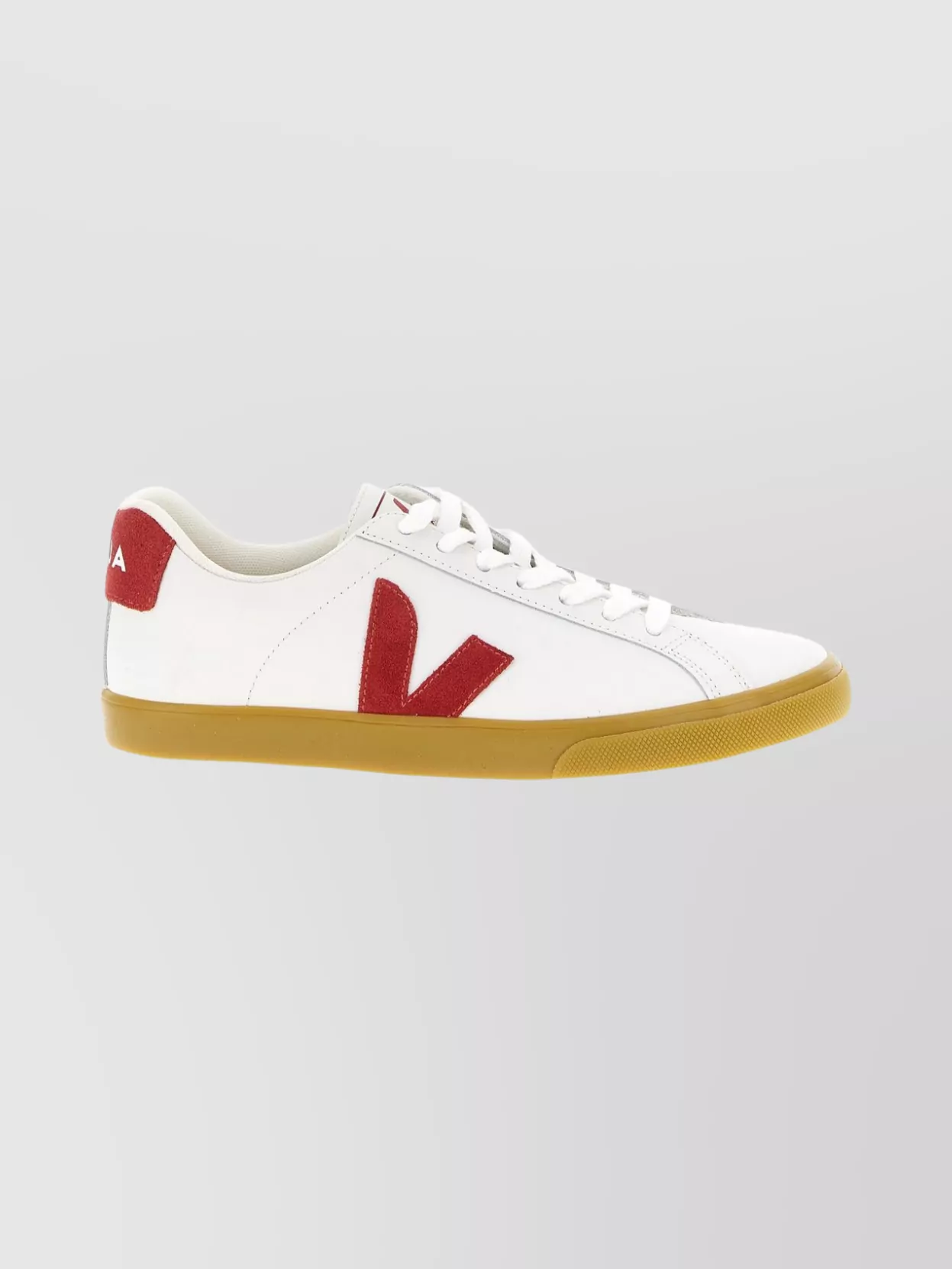 Veja Low-Top Sneakers With Contrast Heel Tab