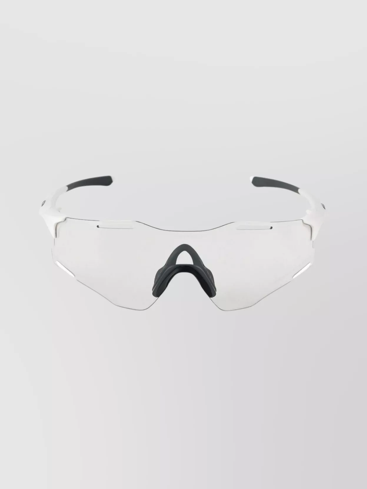 Oakley Stylish Wraparound Sunglasses Curved Temples