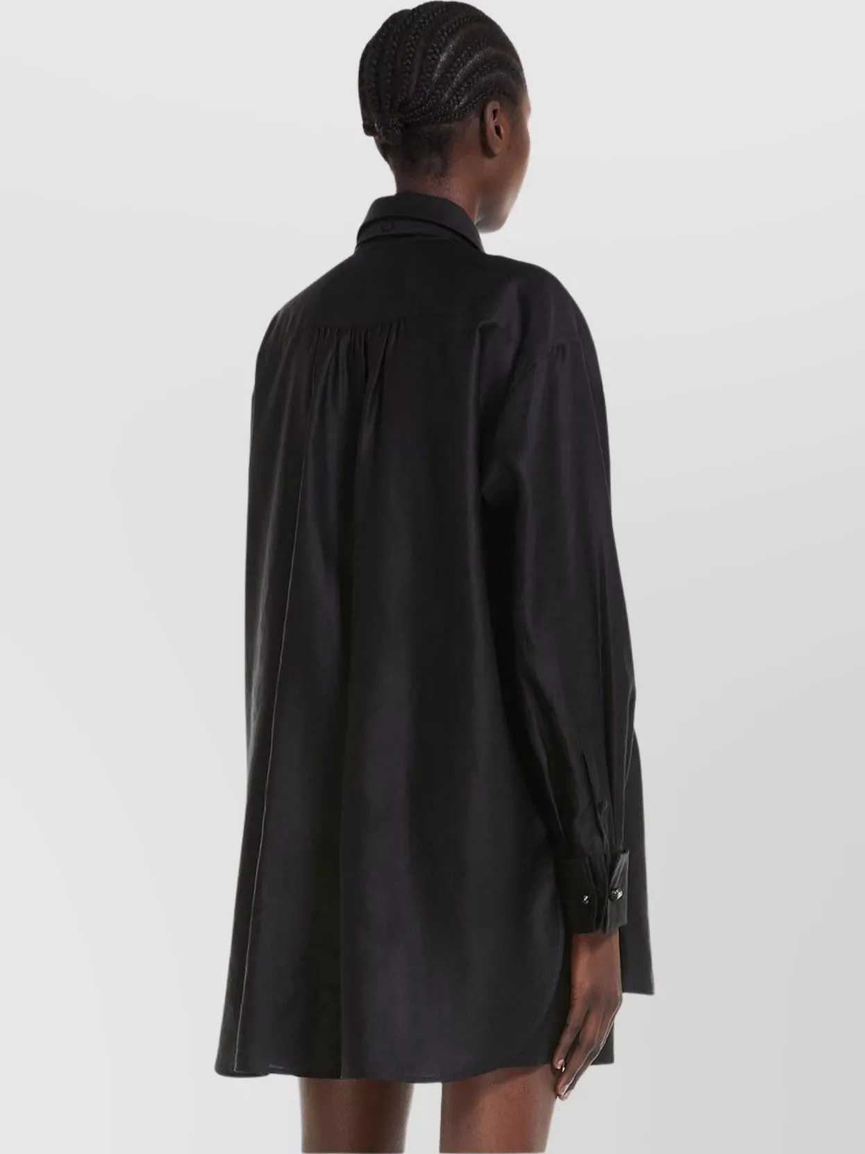 Max Mara Pocketed Hem Long Sleeve Top In Black