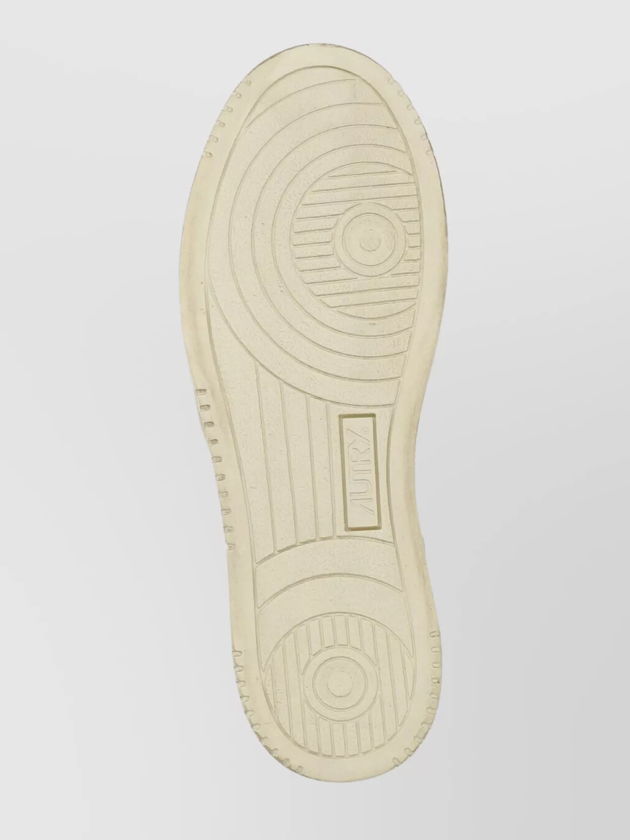 Autry Round Toe Low Top Sneakers