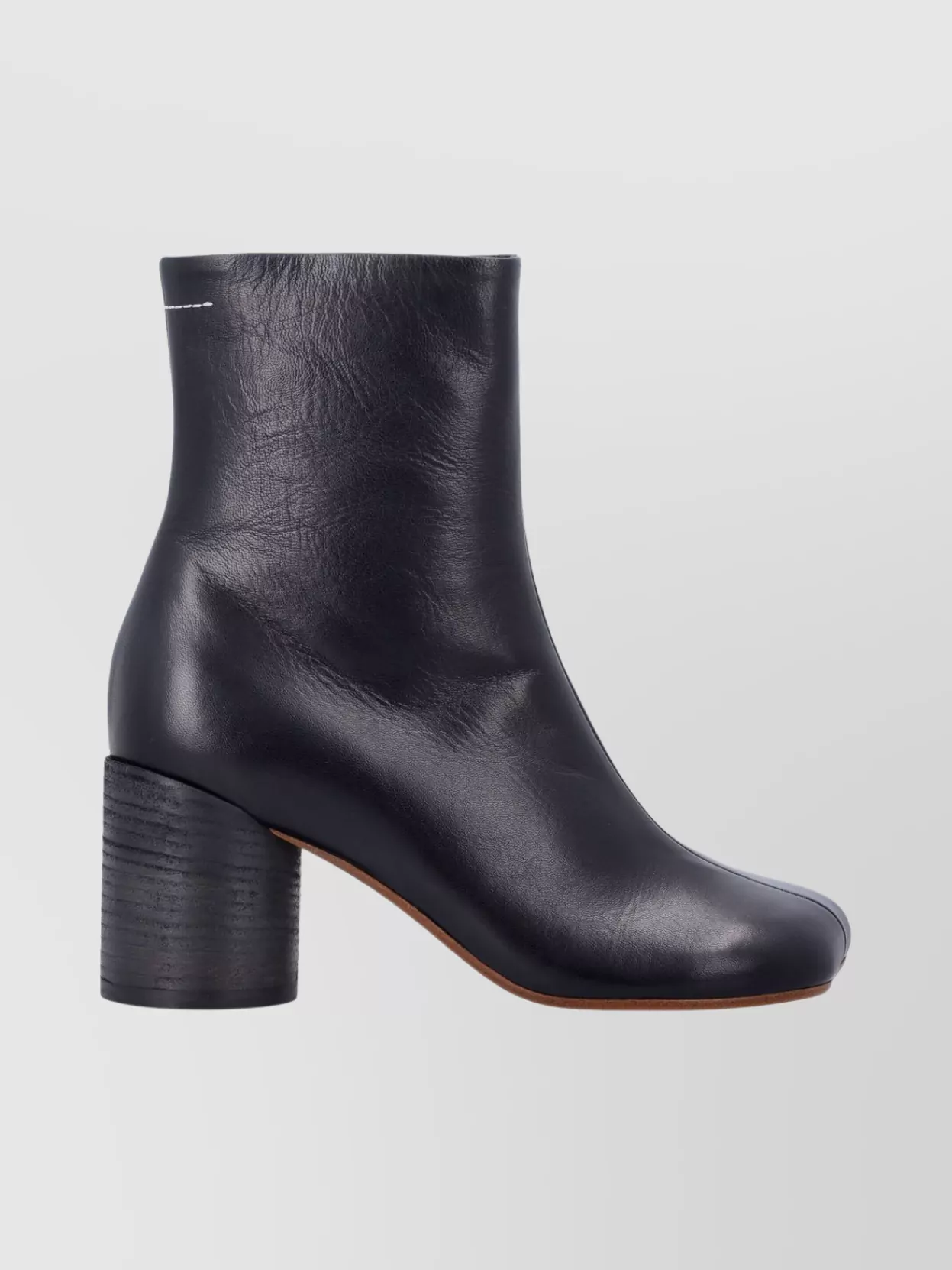 Mm6 Maison Margiela Ankle Boot With Block Heel And Round Toe In Black