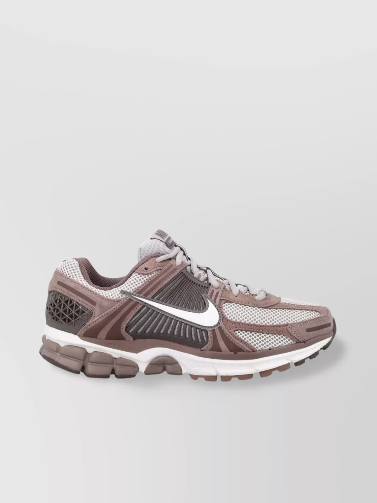 Nike Vomero 5 Zoom Sneakers