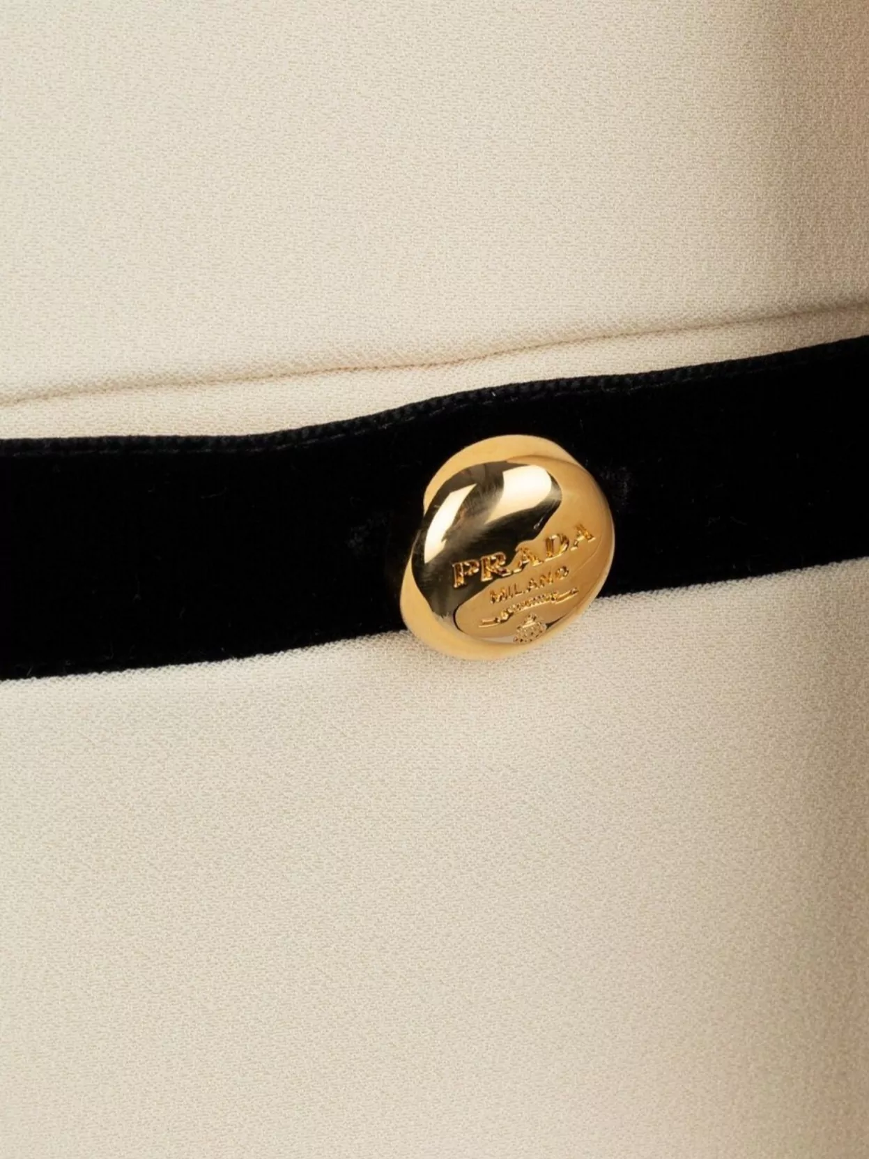 Prada Trimmed Cropped Jackets With Pockets And Buttons