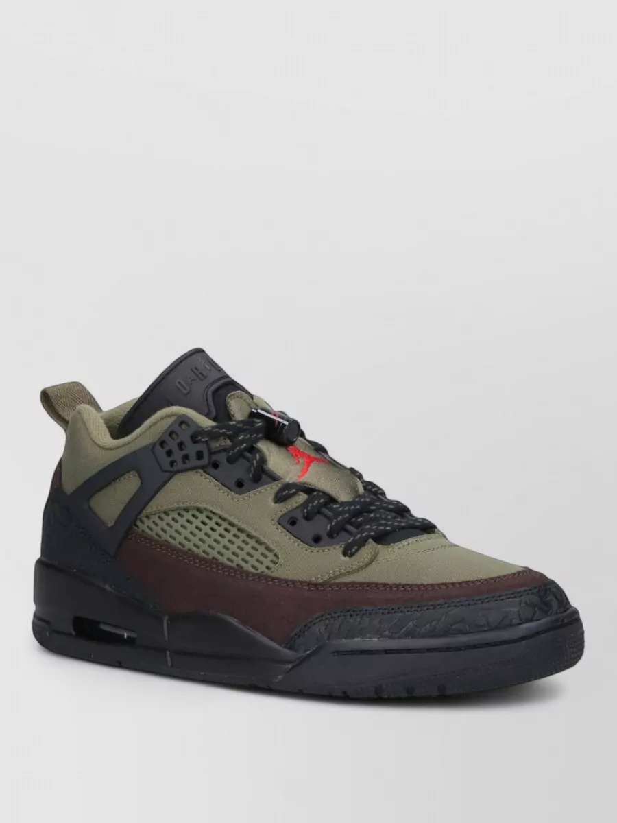 Nike Low Top Sneakers Mesh Panels Rubber Sole